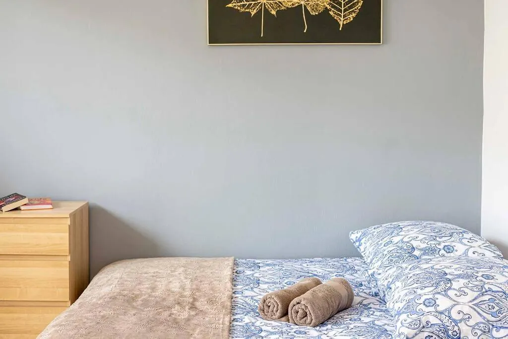 Apartment Krucza 17, Centrum Warsaw